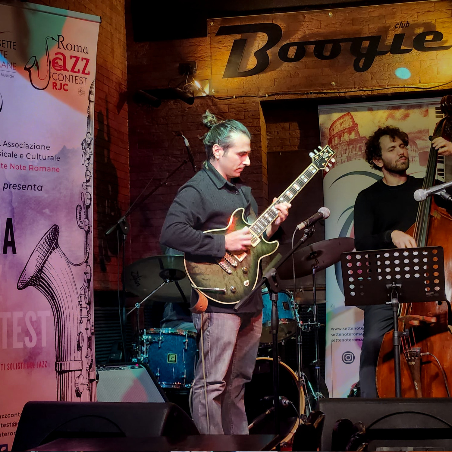 Antonio Floris, secondo classificato, chitarra